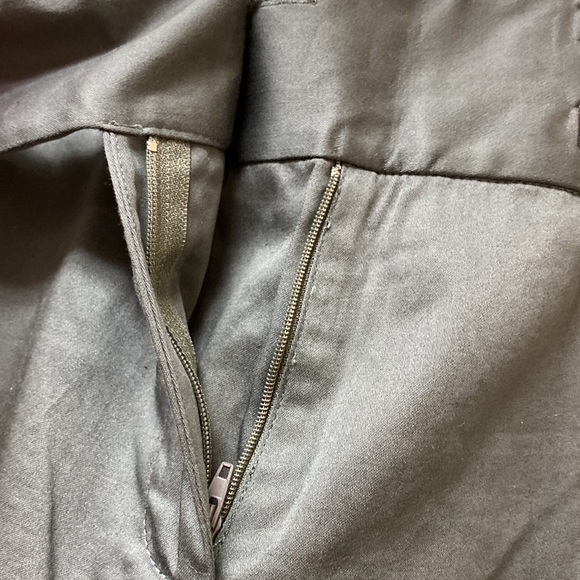 NEW!! GREY, BADGLEY MISCHKA size 8 bell bottom pants - Picture 4 of 13